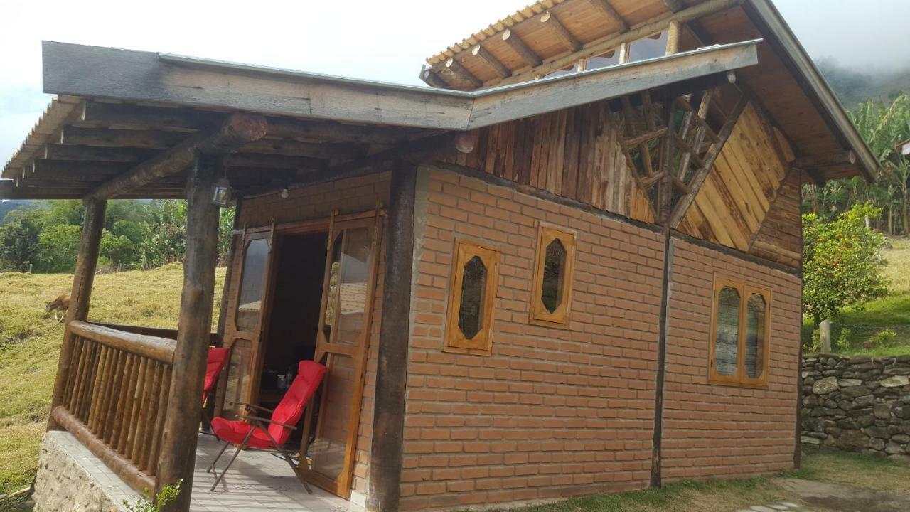Villa Chale Refugio Da Pedra Sp São Bento do Sapucaí Exterior foto